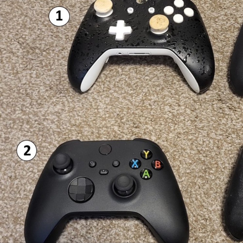 Xbox One Custom Controllers - Picture 2 of 7